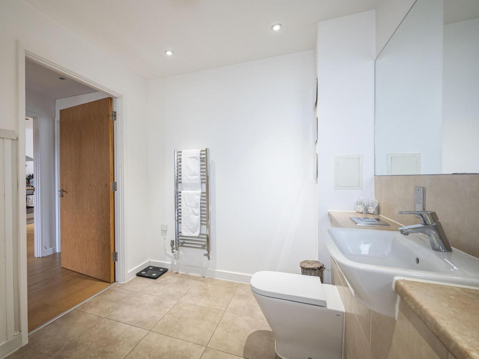 London Apartment Near Tower Bridge And Tube Pass The Keys Εξωτερικό φωτογραφία